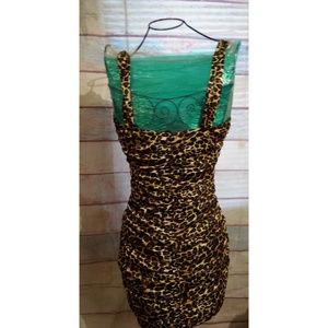 City Triangles Dresses - Brown spotted dress size Medium City Triangles Dresses - Brown spotted dress size Medium